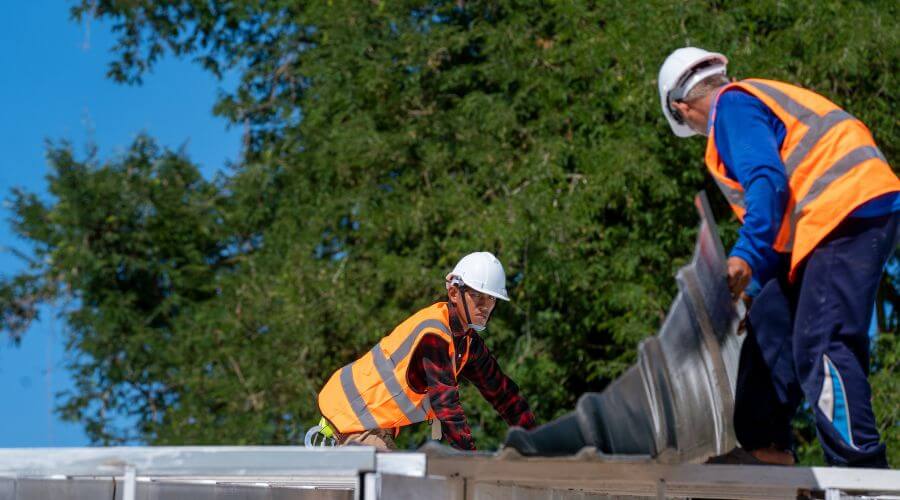 Roof repair in Wessington, SD